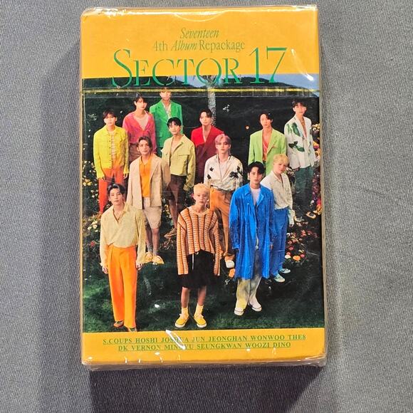 K-Pop Merch LOT Seventeen Cards BTS Chimmy Jimin Black Pink Twice Enhypen NEW - Picture 3 of 11